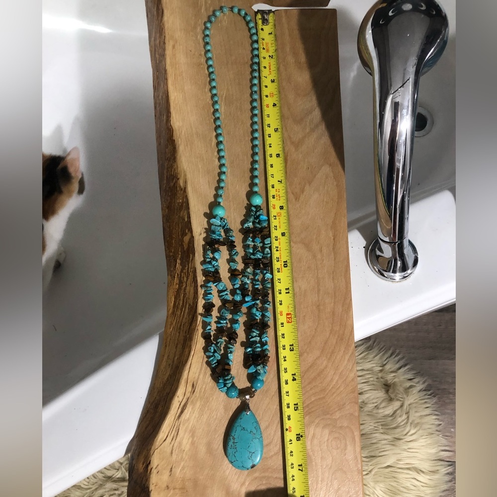 Turquoise chunky boho necklace - Picture 5 of 8